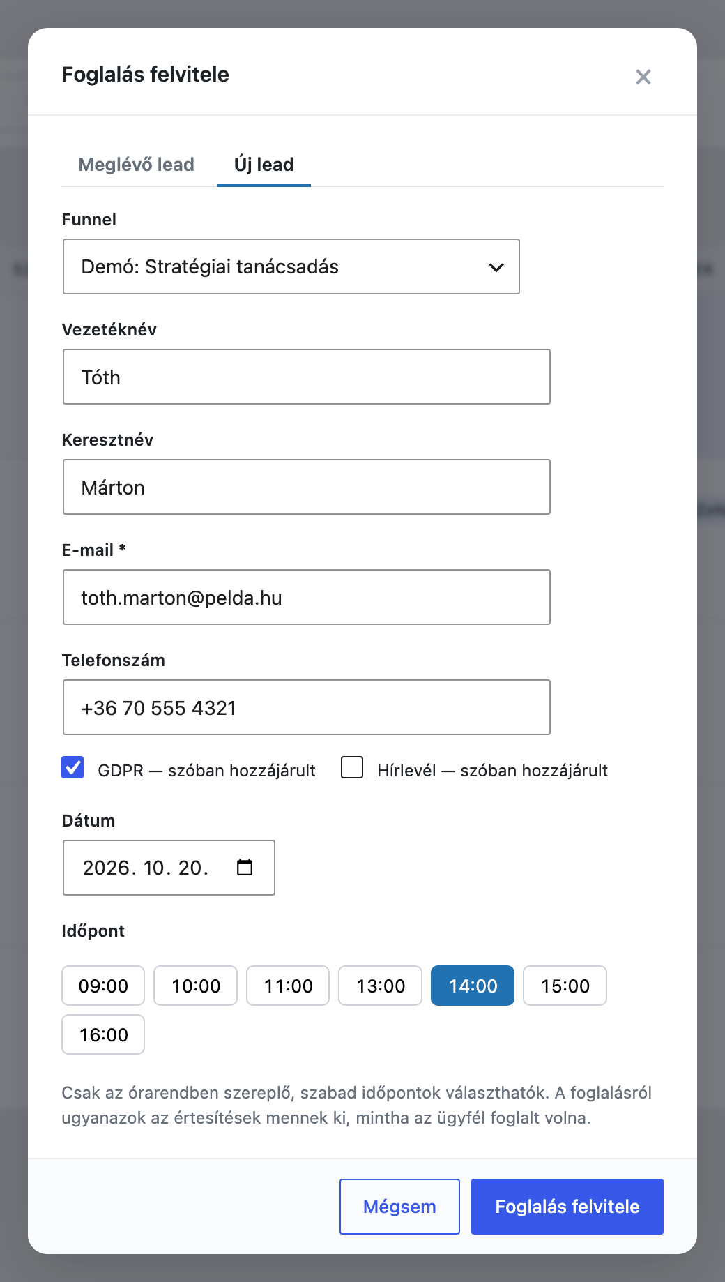 A Foglalás felvitele ablak új lead adataival és a szabad időpontokkal